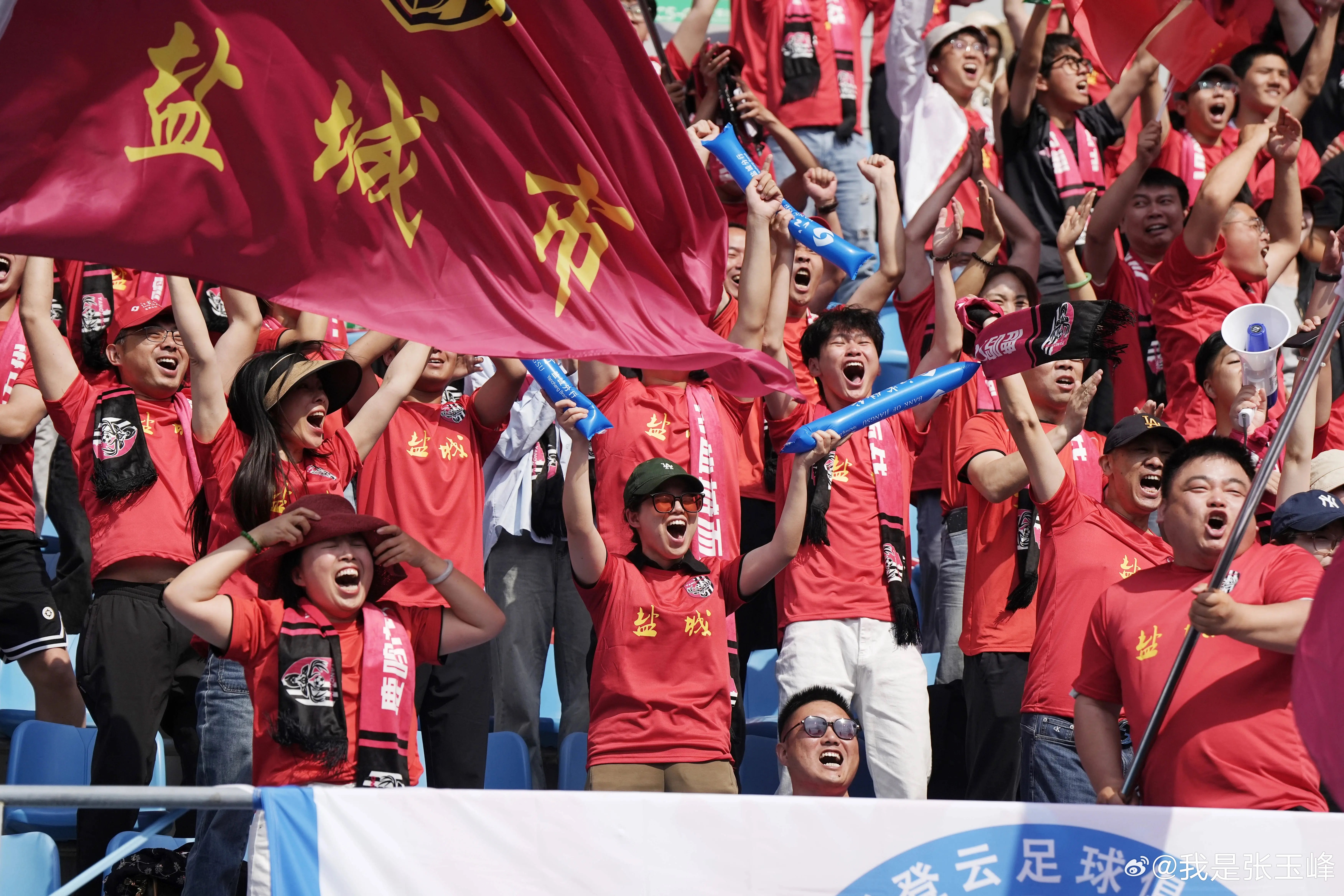 关于跨国篮球对抗精彩盛宴,球迷热情高涨的信息 关于跨国篮球对抗精彩盛宴,球迷热情高涨的信息