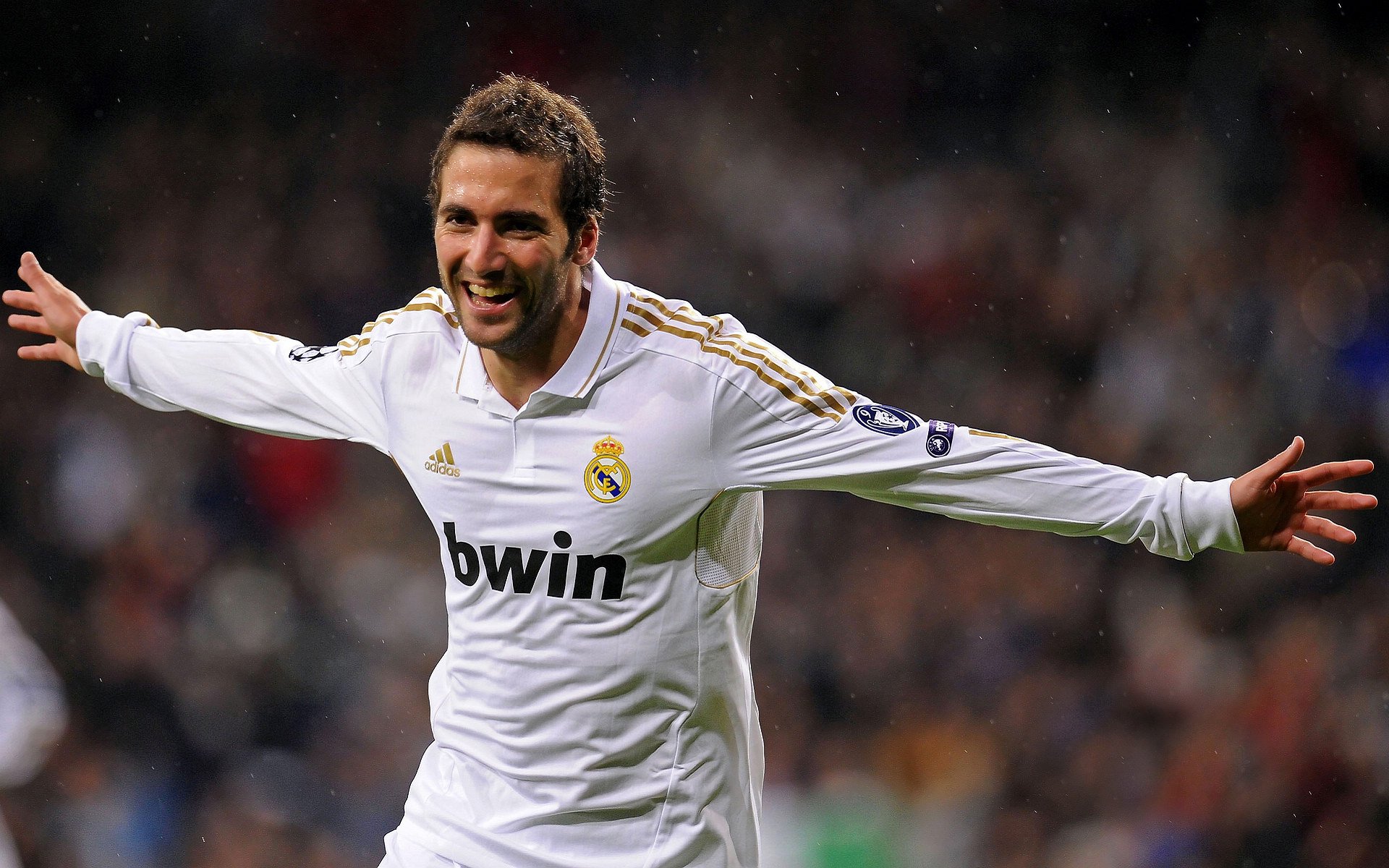 米切尔夜战封王,F1街道赛之夜的连续得分传奇