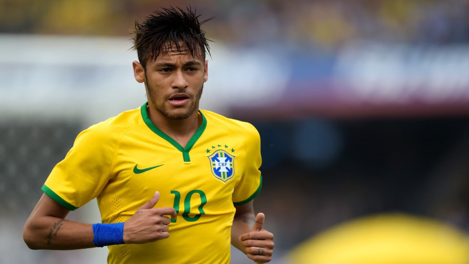 奥运周期关键战之夜，阿劳霍扛起全队